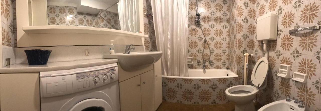 Complesso “I Dadi” Apartment Бройл-Червиня Екстериор снимка